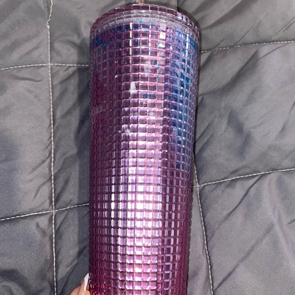 Blue and purple Starbucks cup - Picture 3 of 4